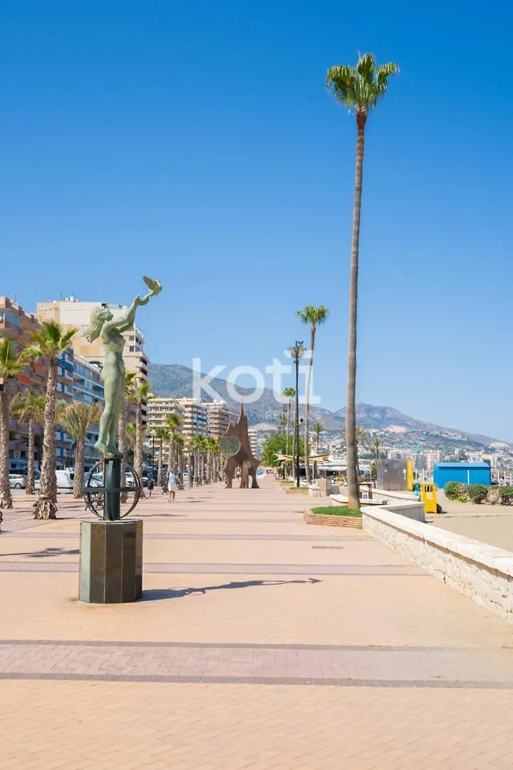 Koti Rentals - Atico Marconi Fuengirola