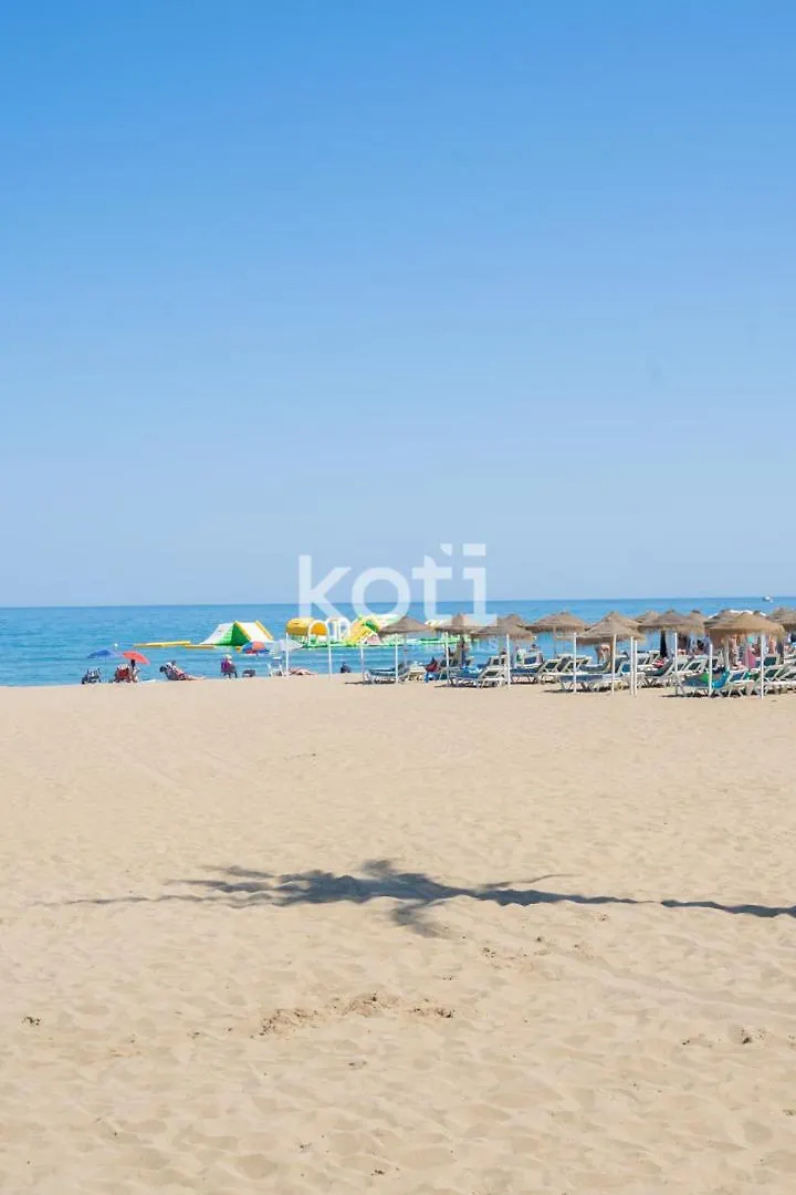 Koti Rentals - Atico Marconi Fuengirola 0*,