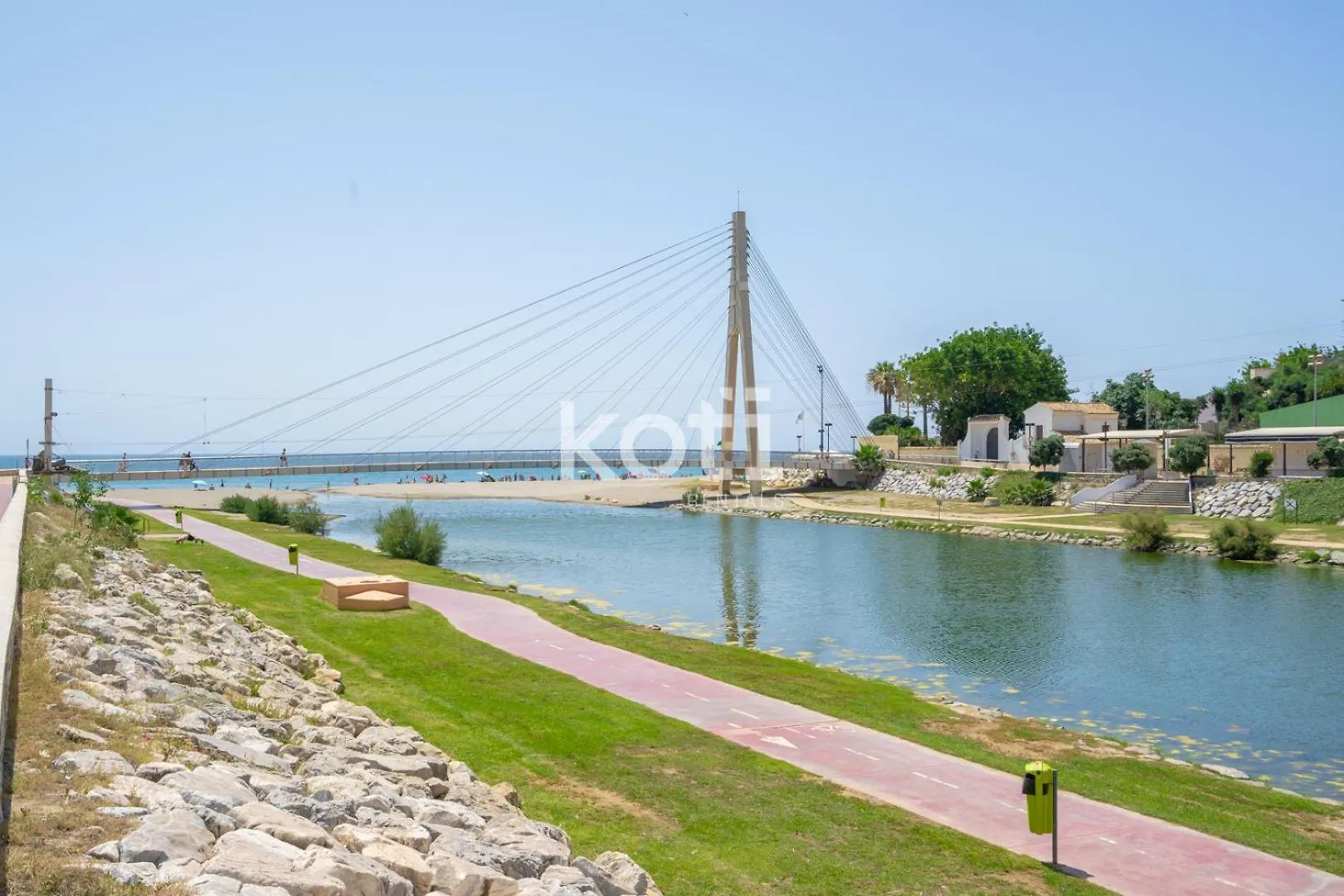 Koti Rentals - Atico Marconi Fuengirola Apartment
